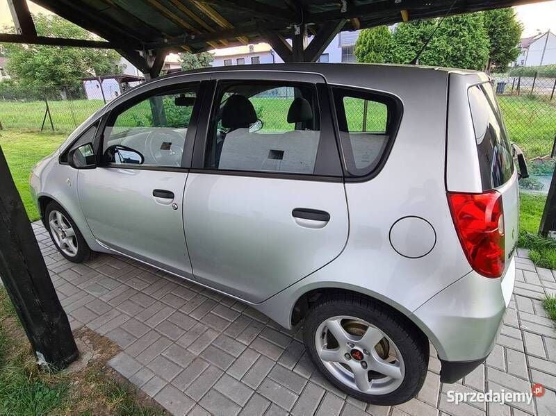 Używany Mitsubishi Colt 95 KM (69 kW) 2008 Srebrny Hatchback