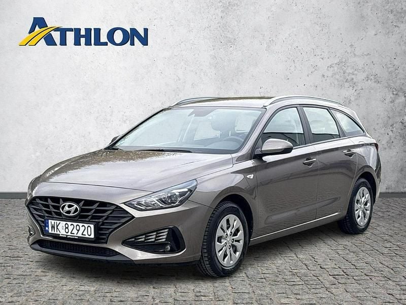 Brązowy (metalik) Używany 2022 Hyundai i30 Kombi | 53 800 zł (Uczciwa cena) - Obraz 1/4