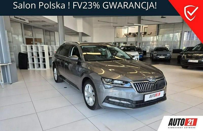 Szary Używany 2022 Skoda Superb Kombi | 86 900 zł (Uczciwa cena) - Obraz 1/4