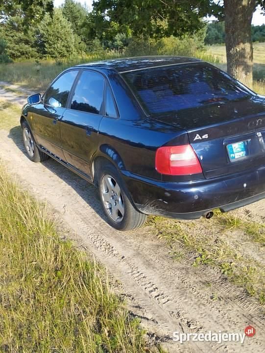 Używany Audi A4 1998 Granatowy Sedan/Limuzyna