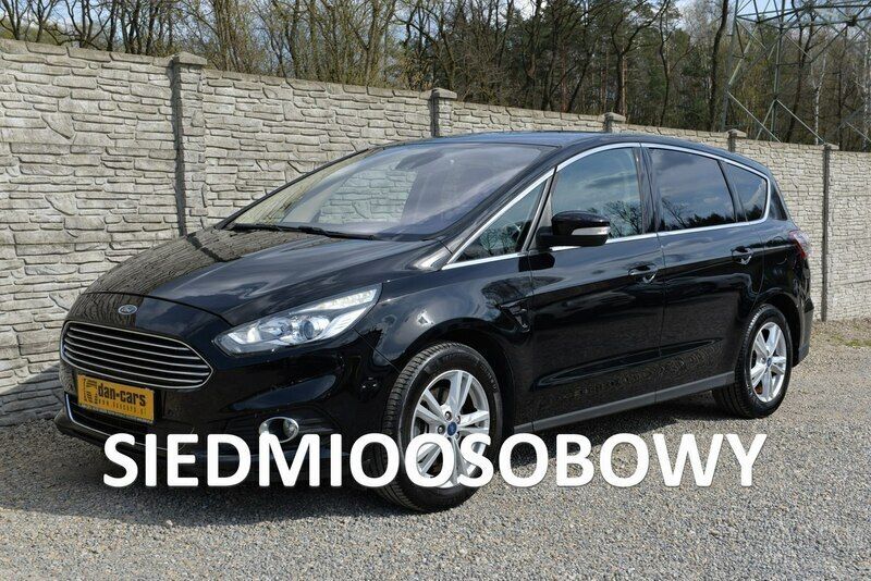 Czarny Używany 2016 Ford S-MAX S Minivan | 54 800 zł (Uczciwa cena) - Obraz 1/4