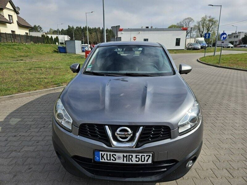 Używany Nissan Qashqai 141 KM (103 kW) 2013 Srebrny (metalik) SUV