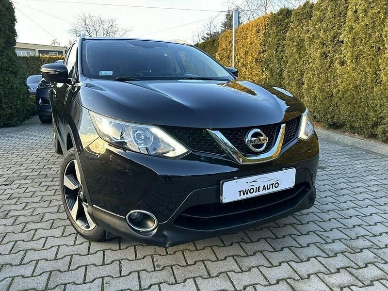 Czarny (metalik) Używany 2017 Nissan Qashqai SUV | 59 800 zł (Uczciwa cena) - Obraz 1/4