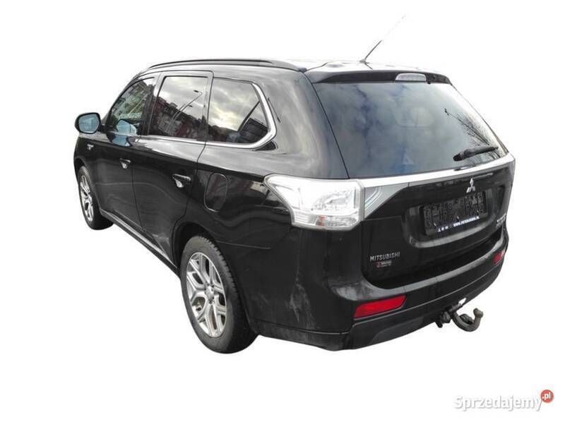 Używany Mitsubishi Outlander P-HEV Instyle 2013 Czarny SUV