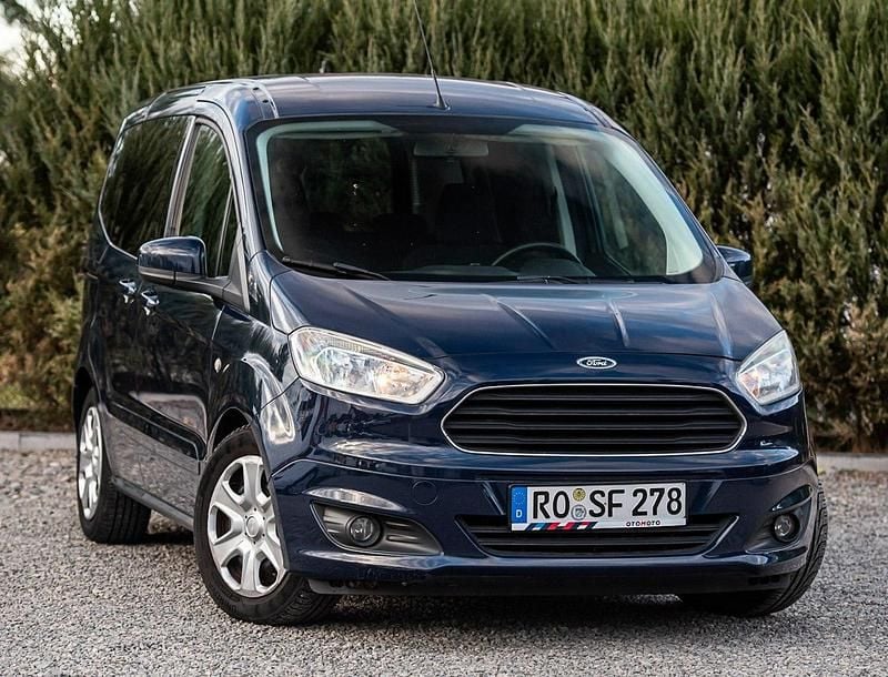 Niebieski Używany 2015 Ford Tourneo Courier Minivan | 28 900 zł - Obraz 1/4