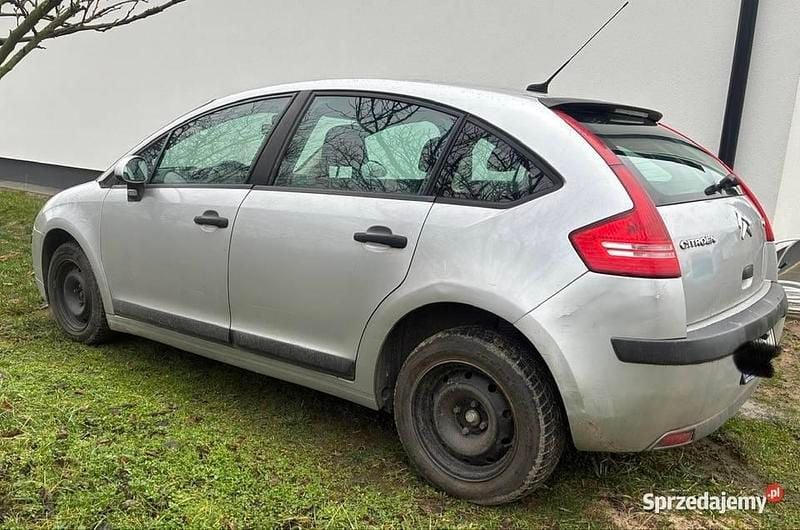 Używany Citroën C4 2008 Srebrny Hatchback