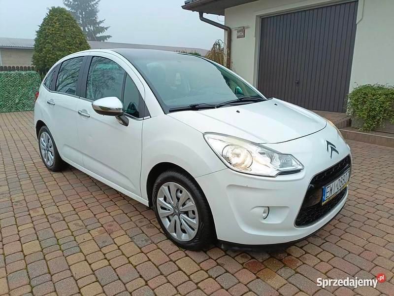 Biały Używany 2012 Citroën C3 Hatchback | 15 800 zł (Uczciwa cena) - Obraz 1/4