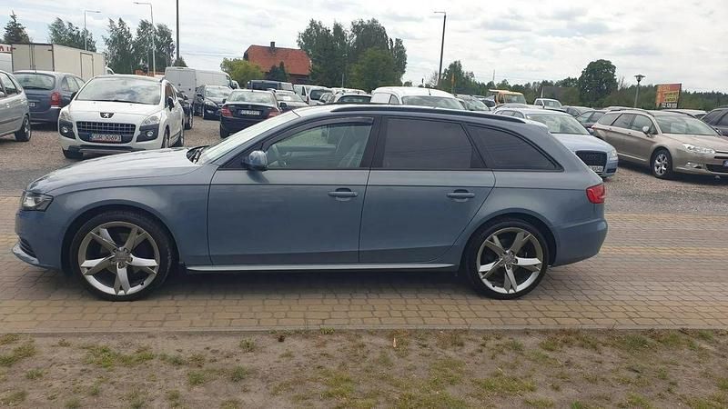 Używany Audi A4 160 KM (117 kW) 2010 Niebieski (metalik) Kombi