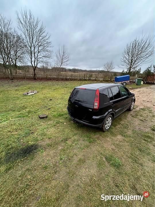 Używany Ford Fusion 2006 Czarny Hatchback