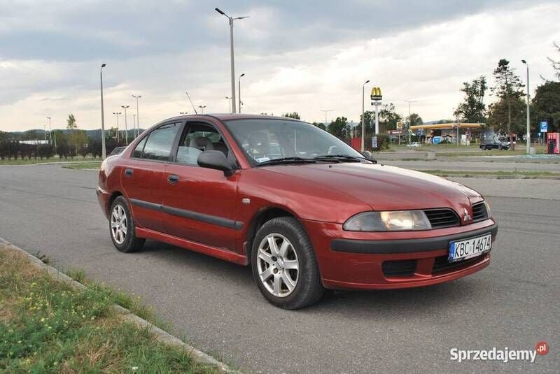 Używany Mitsubishi Carisma 2001 Sedan/Limuzyna