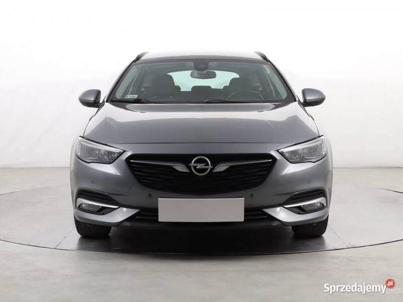 Szary Używany 2018 Opel Insignia Kombi | 40 999 zł (Uczciwa cena) - Obraz 1/4