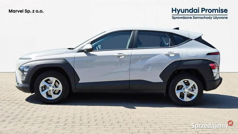 Szary (metalik) Używany 2023 Hyundai Kona SUV | 88 500 zł (Uczciwa cena) - Obraz 1/4