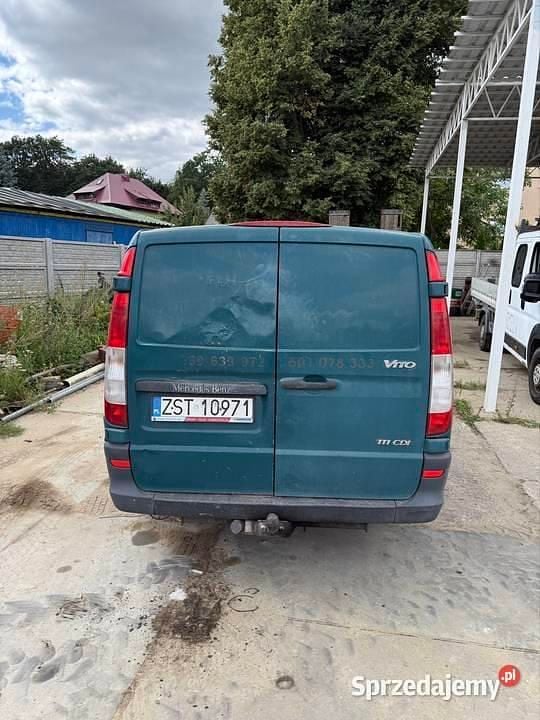 Zielony Używany 2006 Mercedes Vito Minivan | 9900 zł (Super Cena) - Obraz 1/4
