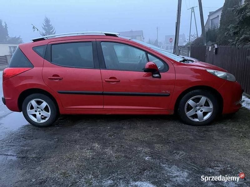 Czerwony Używany 2009 Peugeot 207 Kombi | 9900 zł (Uczciwa cena) - Obraz 1/4
