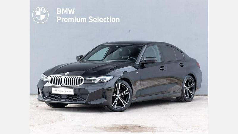Black sapphire metallic metalizowany Używany 2022 BMW 320 Shadowline Sedan/Limuzyna | 149 900 zł (Uczciwa cena) - Obraz 1/3