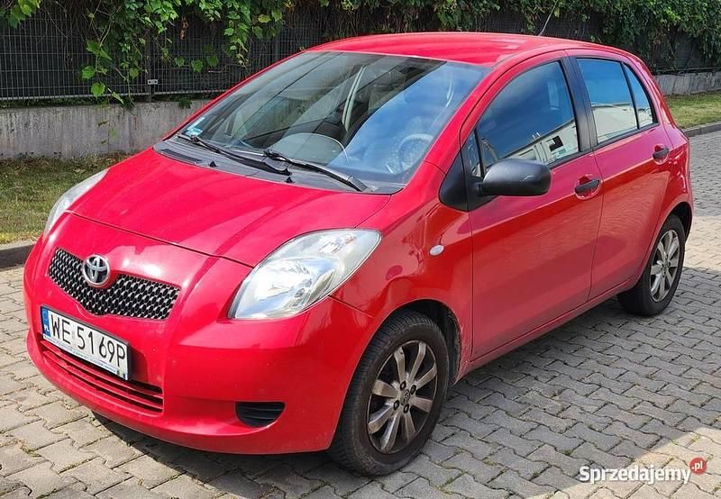 Czerwony Używany 2008 Toyota Yaris Hatchback | 7000 zł - Obraz 1/4