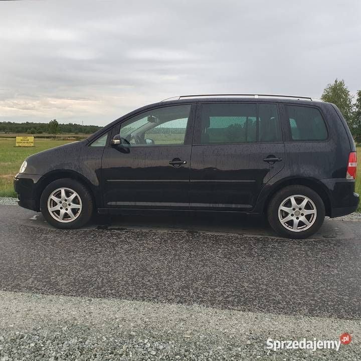 Używany 2006 VW Touran R Minivan | 11 900 zł - Obraz 1/4