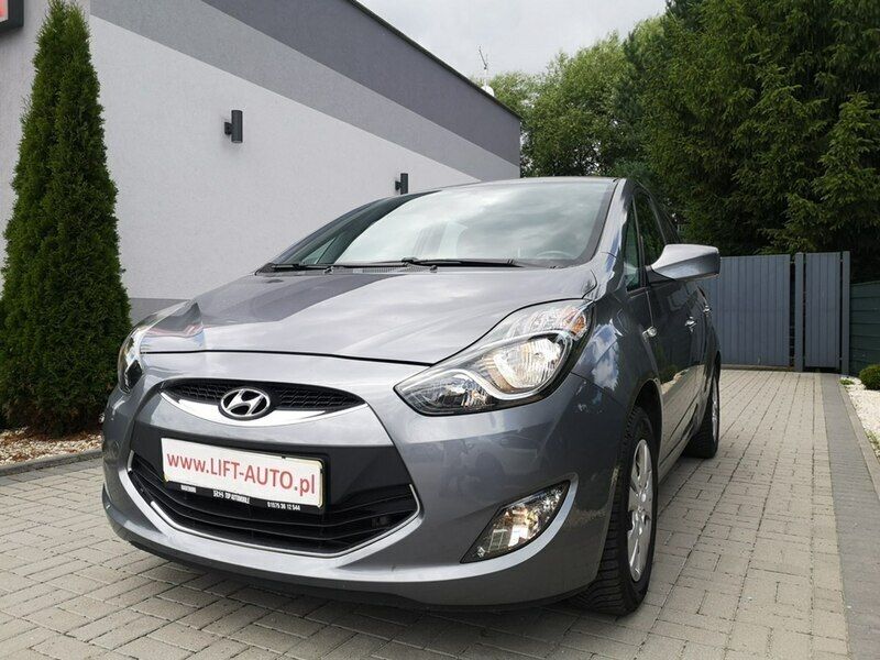 Szary Używany 2014 Hyundai ix20 Minivan | 35 900 zł (Dość drogi) - Obraz 1/4