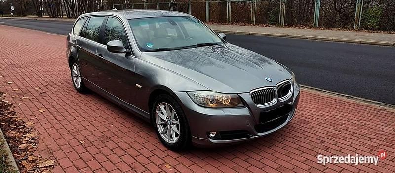 Używany BMW 325 218 KM (160 kW) 2009 Szary Sedan/Limuzyna