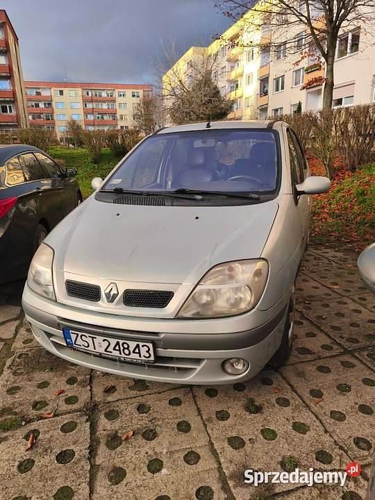 Srebrny Używany 2002 Renault Scénic Minivan | 3900 zł (Uczciwa cena) - Obraz 1/4