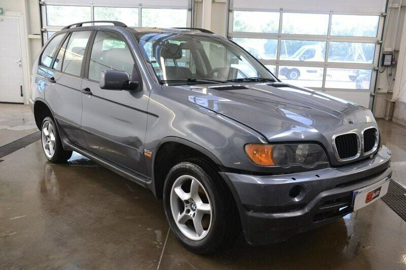 Szary Używany 2003 BMW X5 SUV | 7200 zł - Obraz 1/4