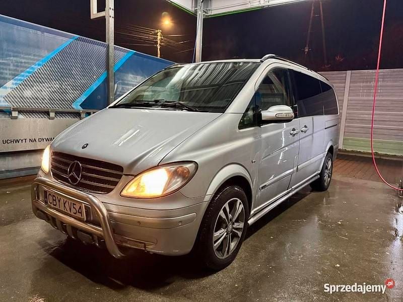 Używany Mercedes Viano 2008 Srebrny Minivan