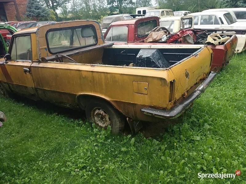 Czerwony Używany 1990 Fiat 125 Pickup | 6000 zł - Obraz 1/4