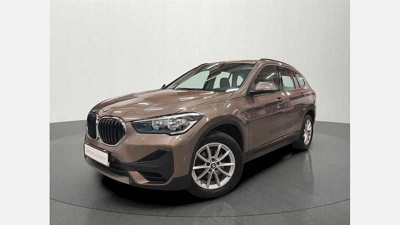Jucarobeige metallic metalizowany Używany 2020 BMW X1 Performance SUV | 89 900 zł (Dobra cena) - Obraz 1/3