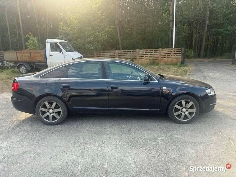Używany Audi A6 2005 Granatowy Sedan/Limuzyna