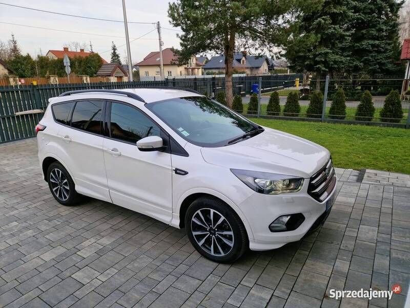 Biały Używany 2017 Ford Kuga ST-Line SUV | 62 900 zł (Uczciwa cena) - Obraz 1/4