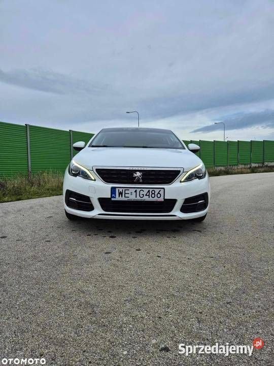 Biały Używany 2020 Peugeot 308 Kombi | 42 900 zł - Obraz 1/4