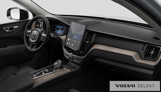 Używany Volvo XC60 250 KM (183 kW) 2026 Szary SUV