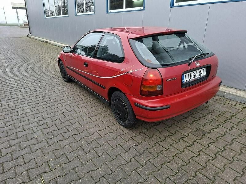 Używany Honda Civic 1997 Czerwony Hatchback
