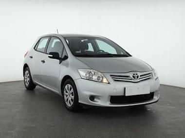 Srebrny Używany 2011 Toyota Auris Hatchback | 11 999 zł (Uczciwa cena) - Obraz 1/4