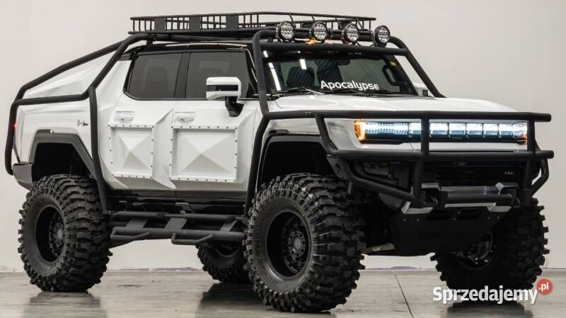 Używany 2023 GMC Yukon SUV | 1 450 000 zł - Obraz 1/4