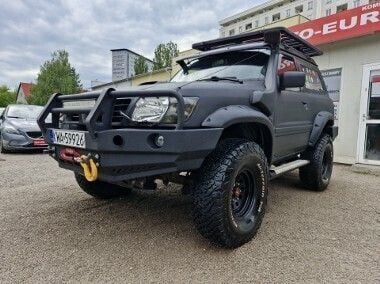 Czarny Używany 2000 Nissan Patrol SUV | 59 900 zł - Obraz 1/4