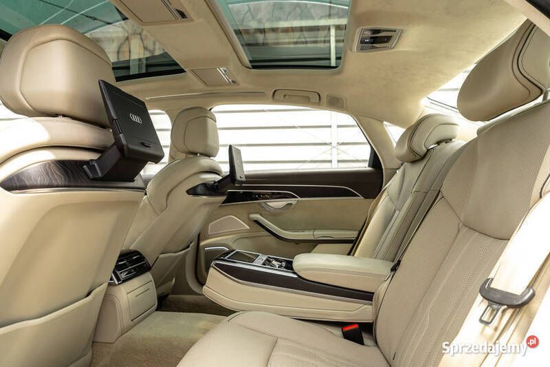 Szary Używany 2017 Audi A8L Ambiente Sedan/Limuzyna | 174 900 zł - Obraz 1/4