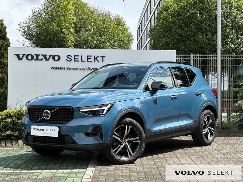 Niebieski Używany 2025 Volvo XC40 SUV | 169 900 zł (Uczciwa cena) - Obraz 1/3
