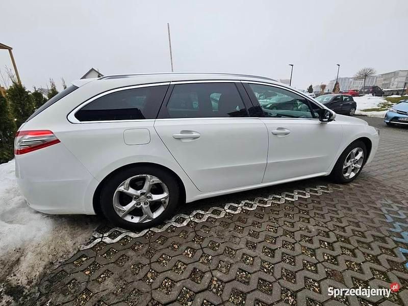 Biały Używany 2012 Peugeot 508 Kombi | 29 999 zł (Uczciwa cena) - Obraz 1/4