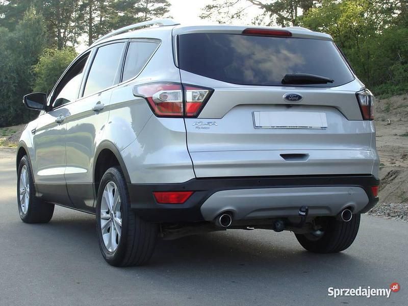 Używany Ford Kuga Titanium 2017 Srebrny SUV
