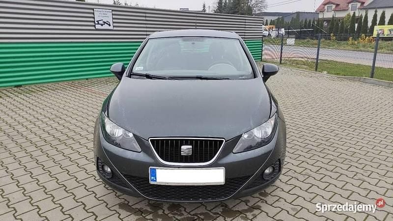 Używany 2010 Seat Ibiza Sedan/Limuzyna | 16 800 zł (Uczciwa cena) - Obraz 1/4