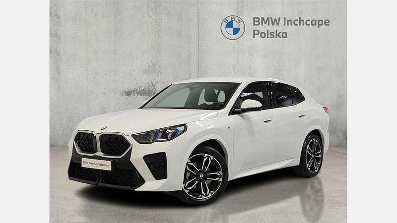 Biel alpejska Używany 2024 BMW X2 Luxury Line SUV | 219 900 zł - Obraz 1/3