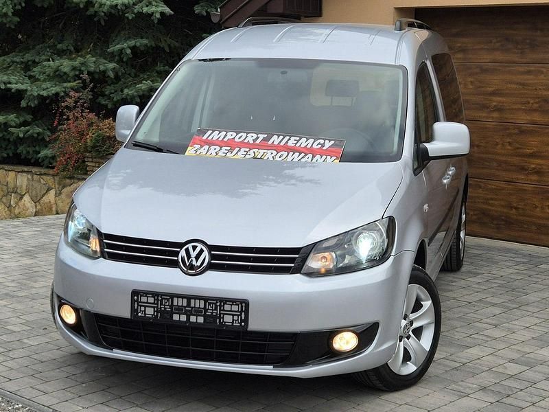 Srebrny (metalik) Używany 2015 VW Caddy Minivan | 40 900 zł (Uczciwa cena) - Obraz 1/4
