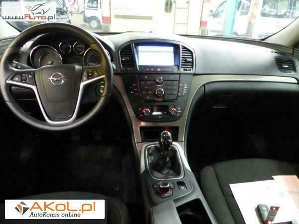 Używany Opel Insignia 131 KM (96 kW) 2010 Inny Sedan/Limuzyna
