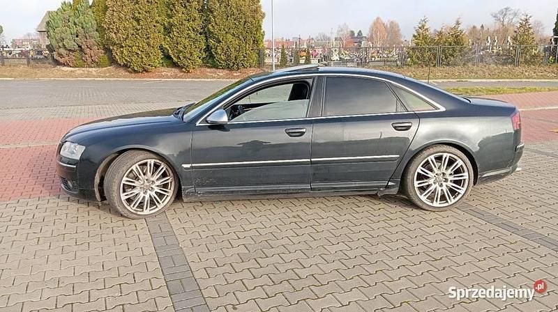 Czarny Używany 2002 Audi A8 Sedan/Limuzyna | 18 700 zł (Uczciwa cena) - Obraz 1/4