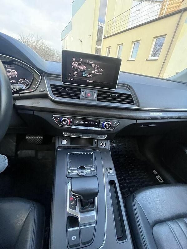 Czarny Używany 2019 Audi Q5 Premium Plus SUV | 115 000 zł (Dość drogi) - Obraz 1/4