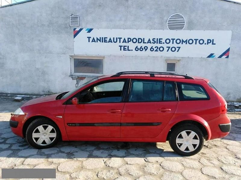 Czerwony (metalik) Używany 2005 Renault Mégane GrandTour Kombi | 4199 zł (Dobra cena) - Obraz 1/1