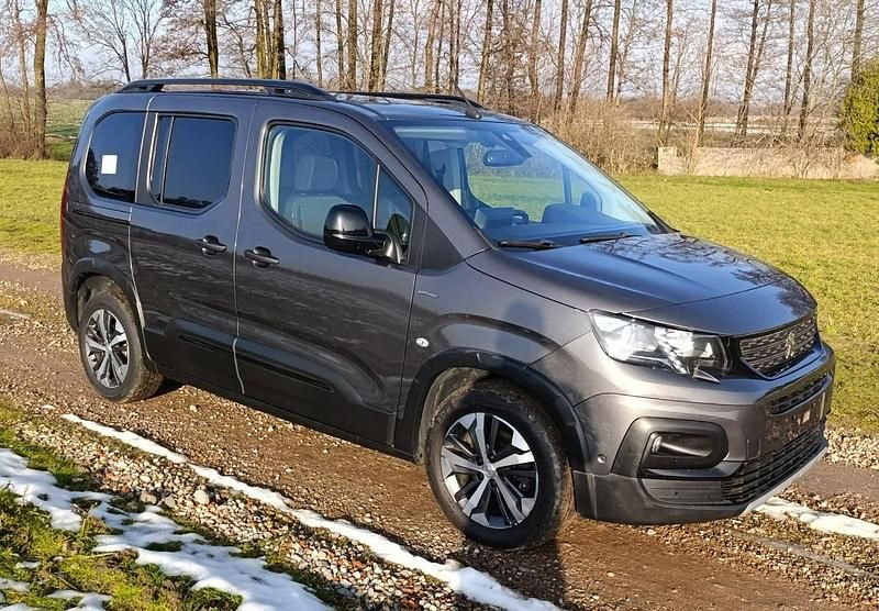Używany Peugeot Rifter 130 KM (95 kW) 2018 Inny Minivan