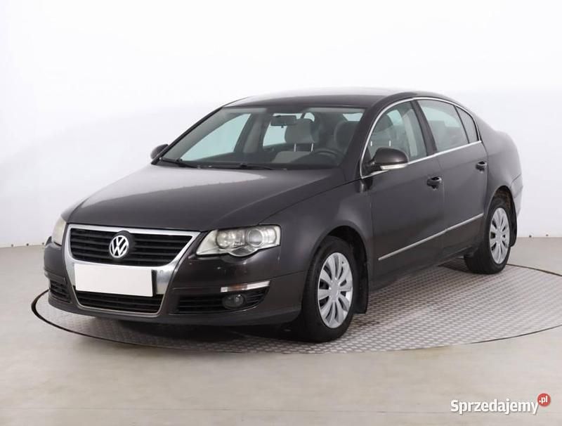 Używany VW Passat 2008 Czarny Sedan/Limuzyna