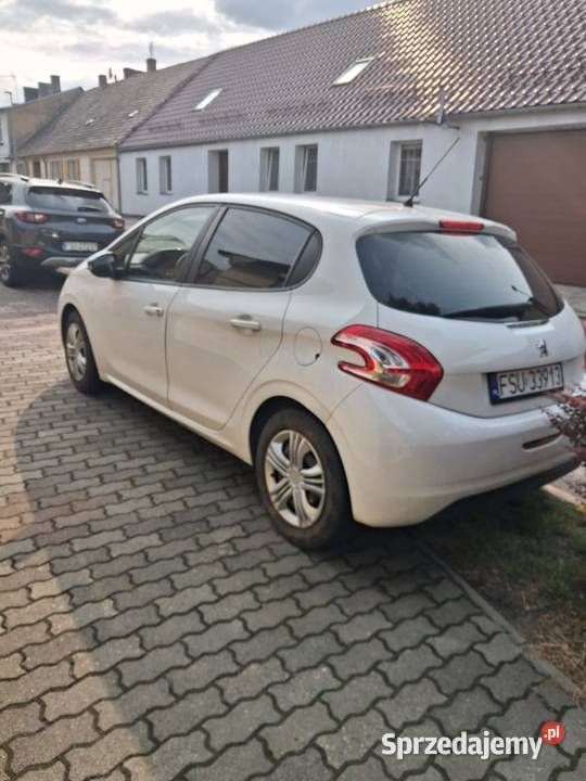 Używany 2013 Peugeot 208 Hatchback | 20 000 zł - Obraz 1/4